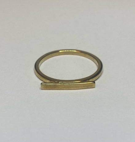 Ring, 8kt guld m. stav