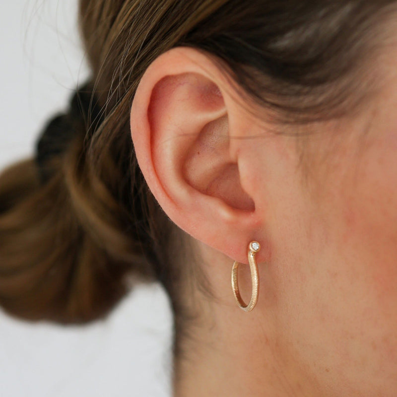 Ophelia guld creoler 0,06ct - Per Borup 1120ØX