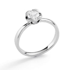 Silhouette, solitaire heart ring 14kt hvidguld m. 0,15ct