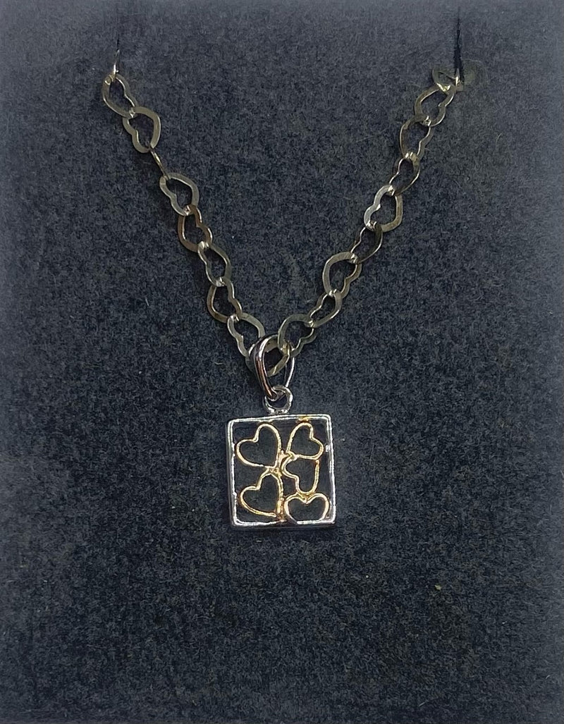 Sølv hjerte-halskæde m. kvadratisk vedhæng